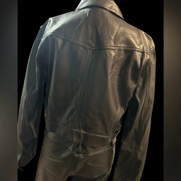 🖤 Faux Leather Crop Jacket (Forever 21) and matching faux leather pants, size L - Picture 5 of 6